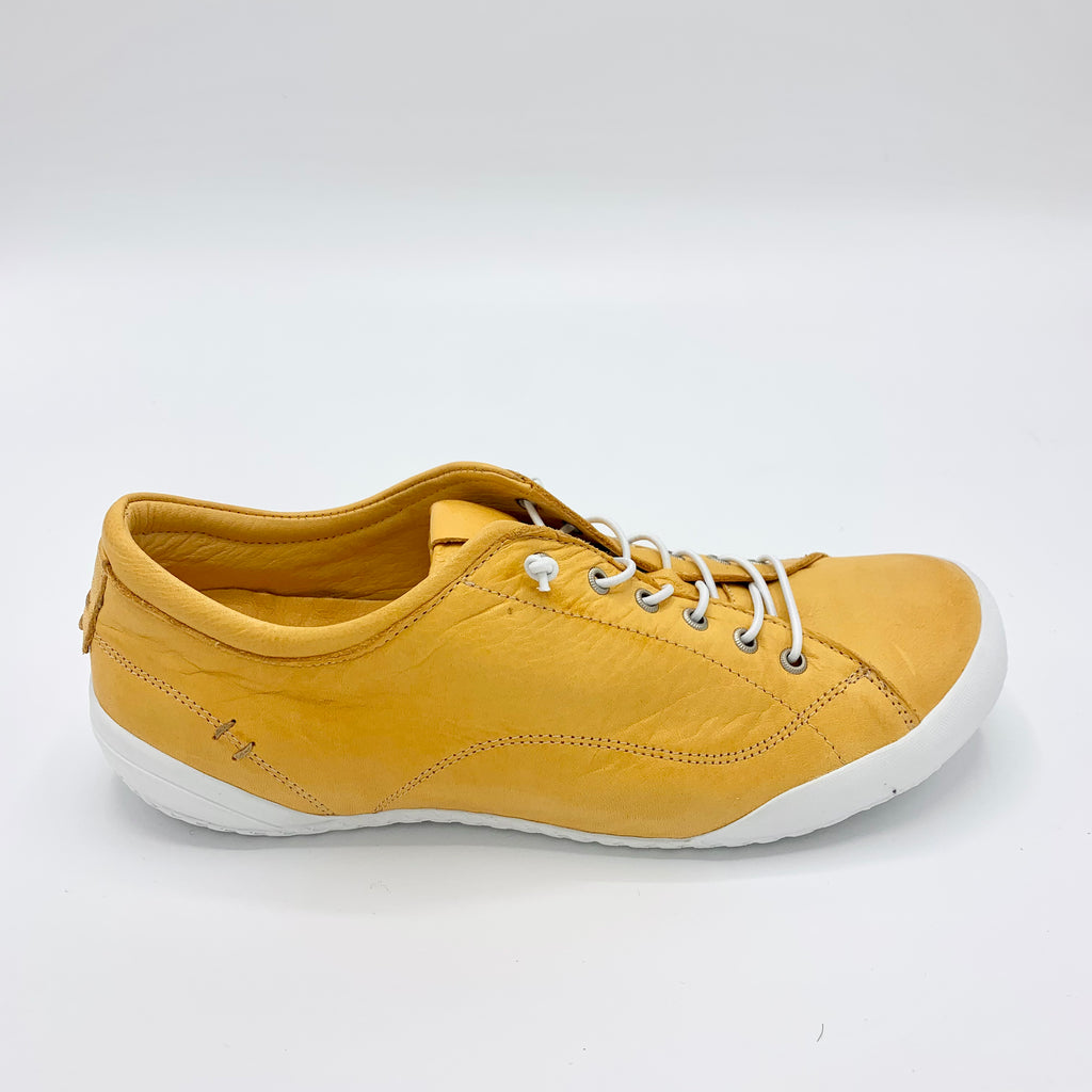 Clarks 2025 tessa slippers